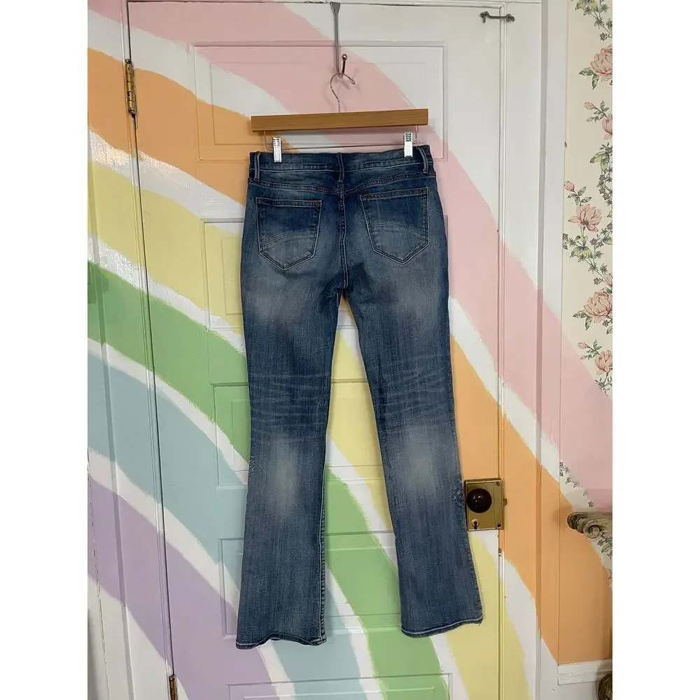 Driftwood Kelly Classic Fit Embroidered Floral Bootcut Jeans Womens 27 - Picture 5 of 14